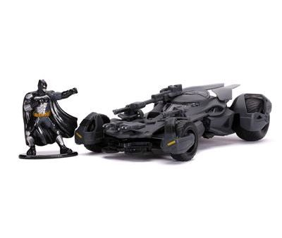 Réplica Batmobile Metal 1:32 Liga Da Justiça com Figura Sale